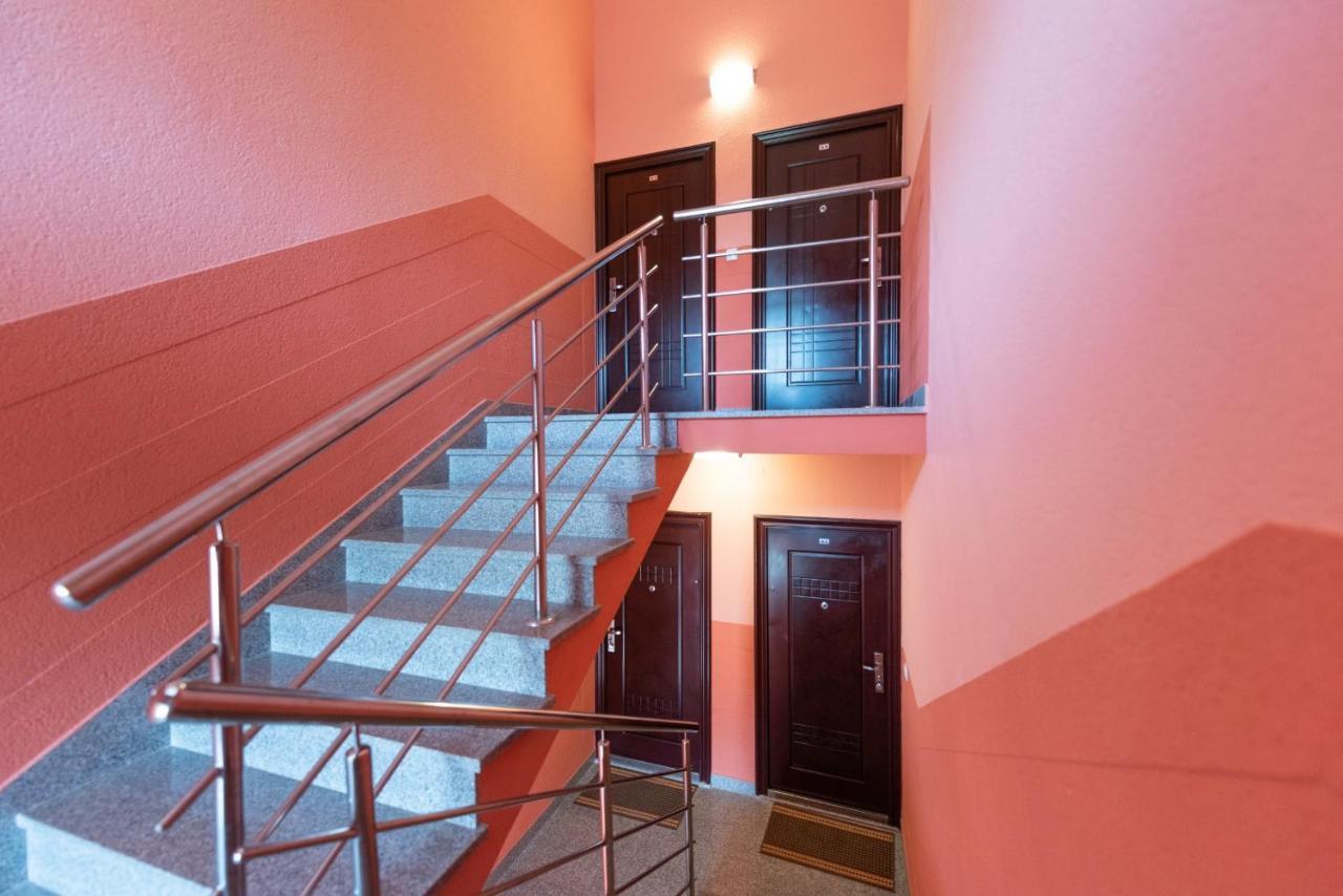 Apartments Karen Винишче Экстерьер фото