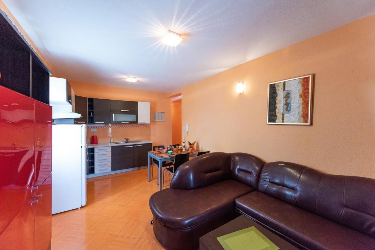Apartments Karen Винишче Номер фото