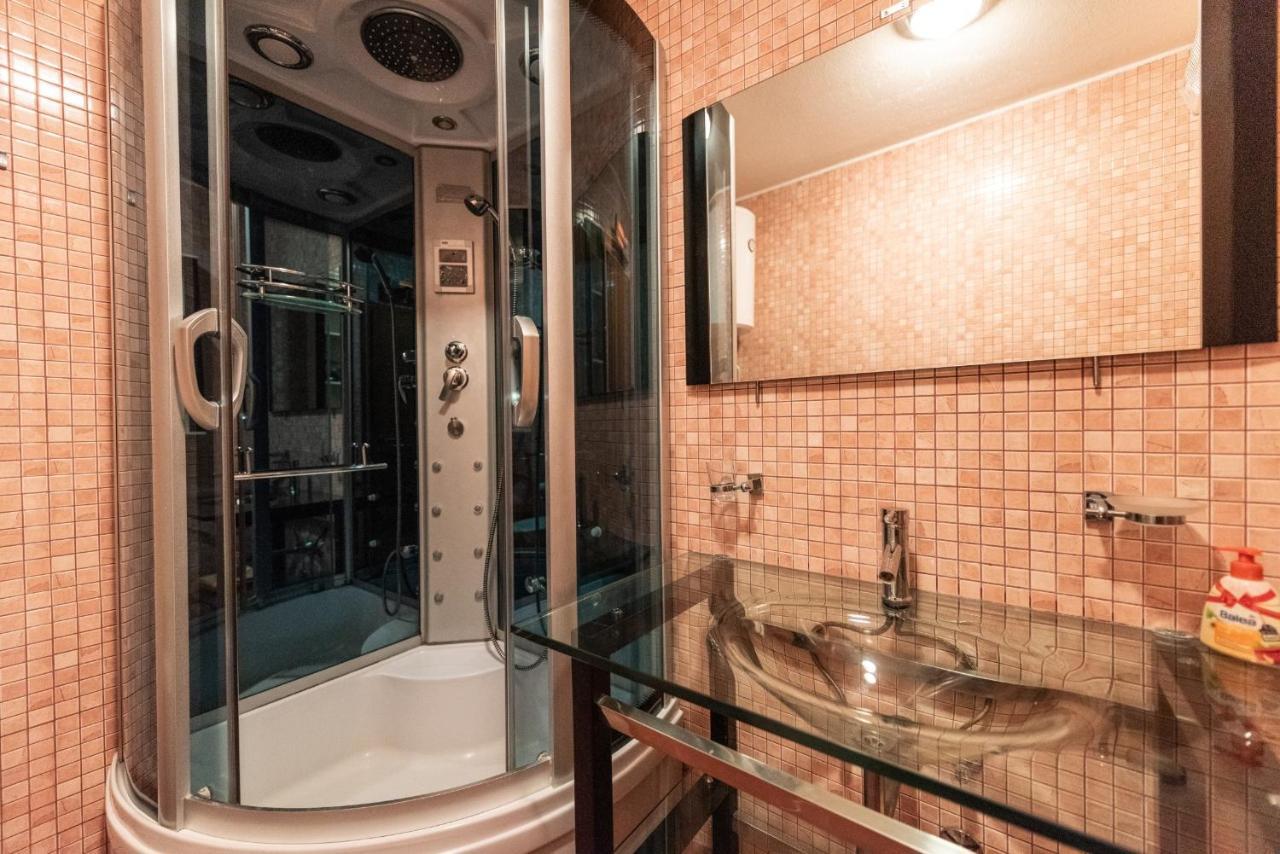 Apartments Karen Винишче Экстерьер фото