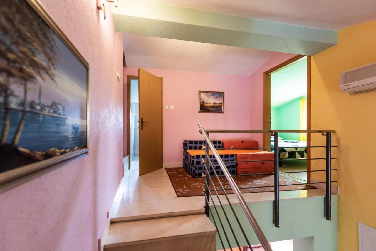 Apartments Karen Винишче Номер фото