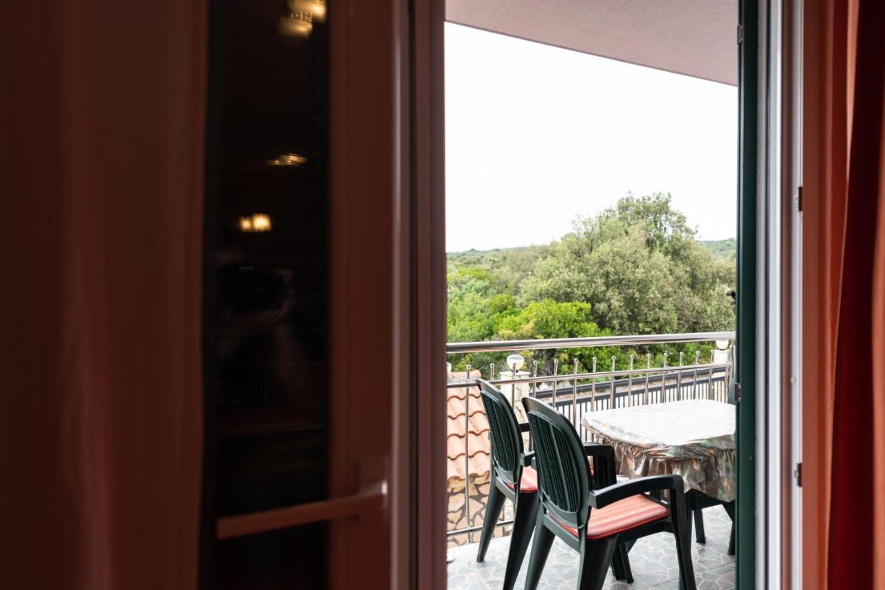 Apartments Karen Винишче Номер фото